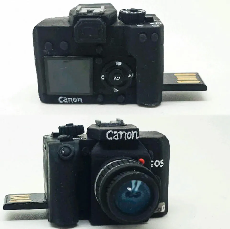 Canon Miniature DSLR Camera Novelty Pen Drive