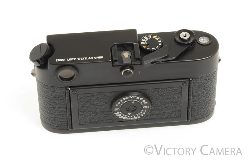 Leica M6 Classic Black 35mm Rangefinder Camera Body -Clean-