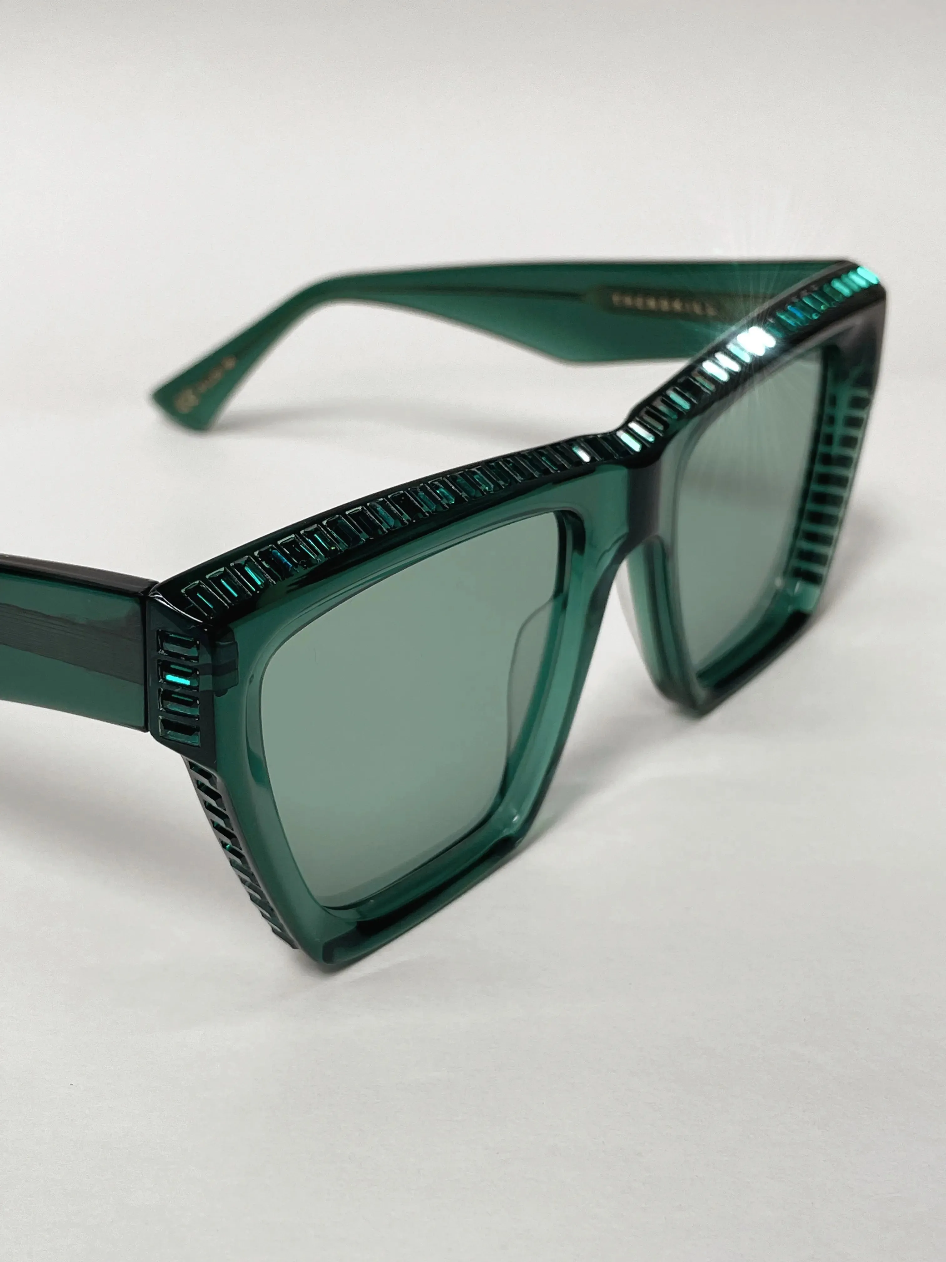 TRENDKILL Emerald | Crystals